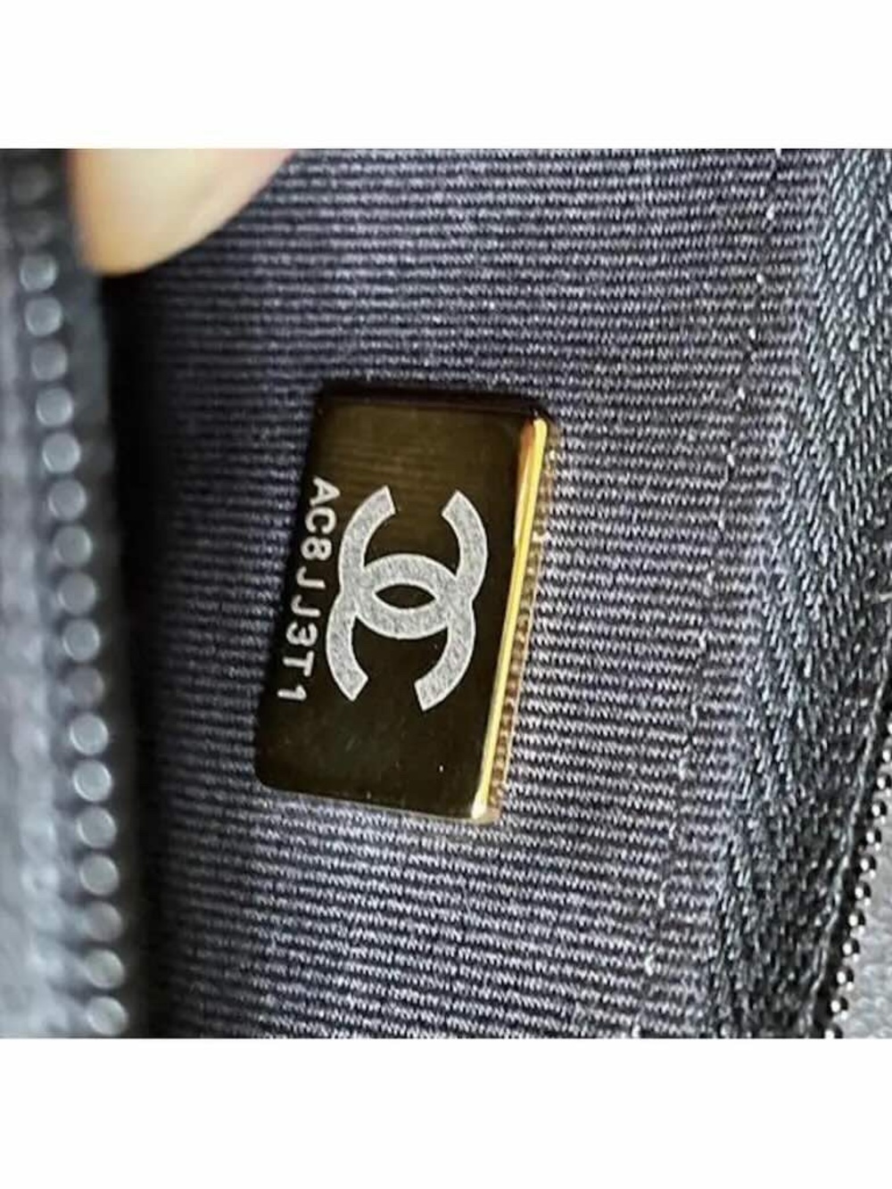 ***NEW - CHANEL Lambskin Quilted Top Handle Wallet On Chain - WOC - Picture 5 of 11